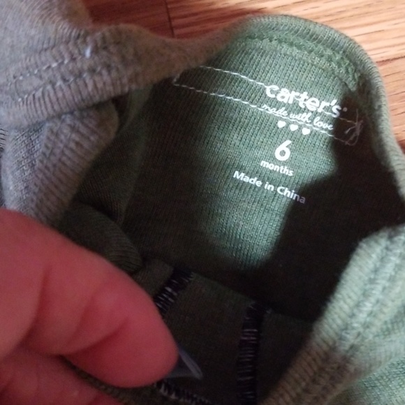 Skull outfit carters 6mo - Picture 3 of 6